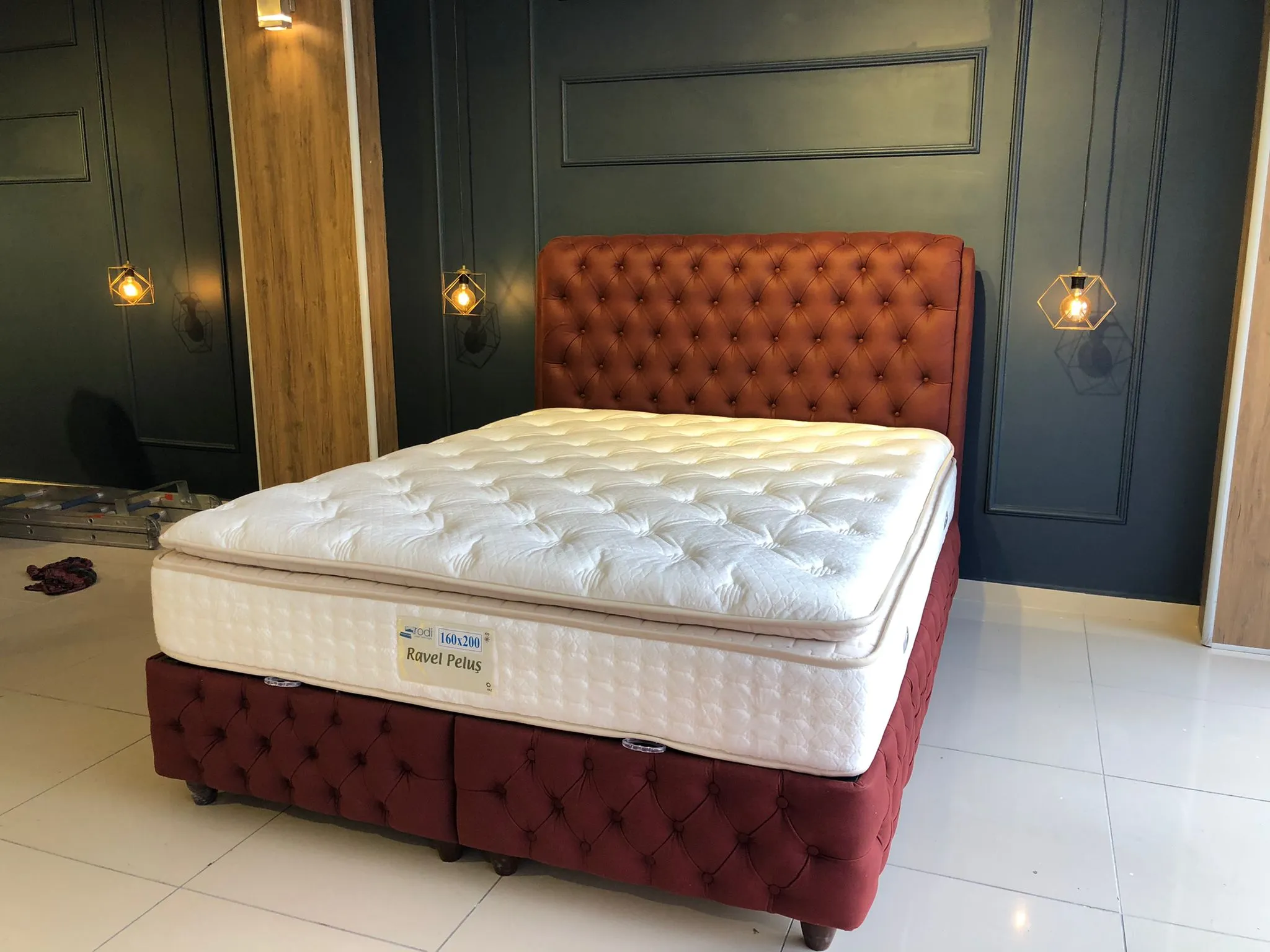 yatak odası duvar çıta tasarımı